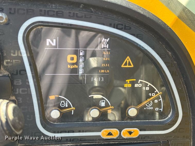 image for item DO2665 2014 JCB 527-58 AG telehandler