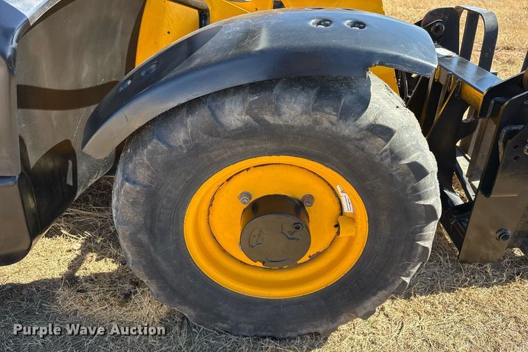 image for item DO2665 2014 JCB 527-58 AG telehandler