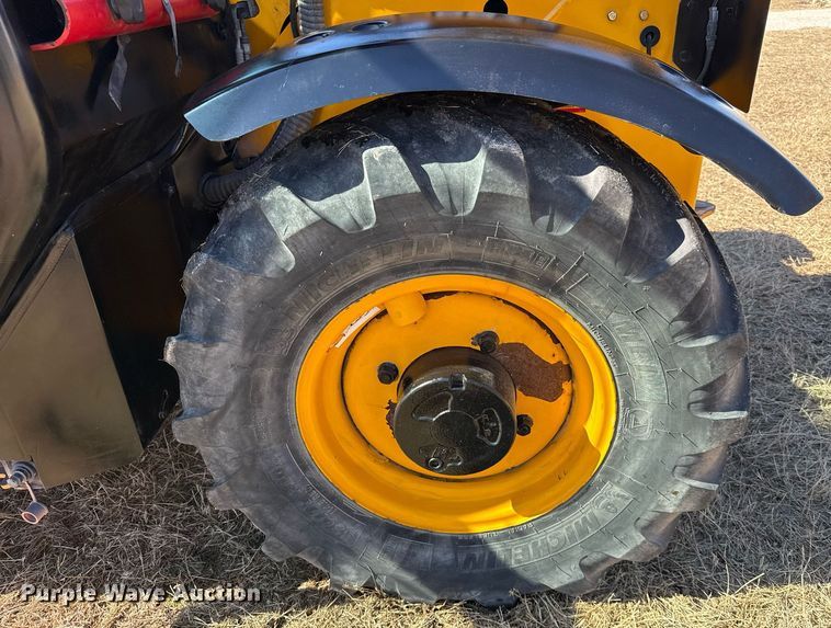 image for item DO2665 2014 JCB 527-58 AG telehandler