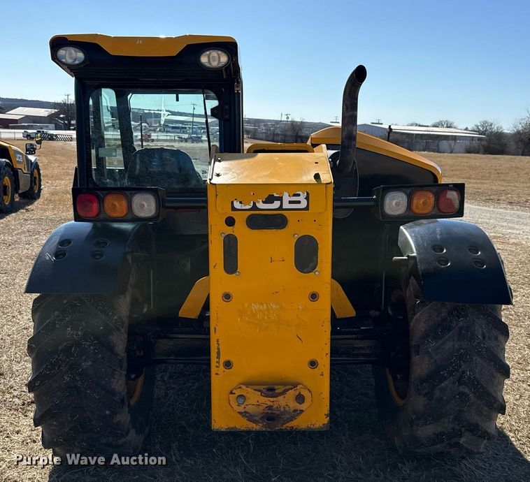 image for item DO2666 2014 JCB 527-58 AG telehandler