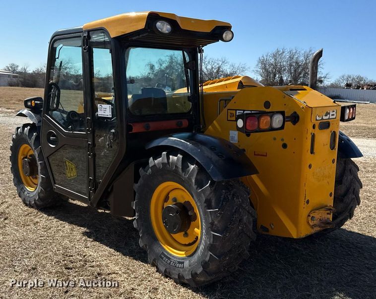 image for item DO2666 2014 JCB 527-58 AG telehandler