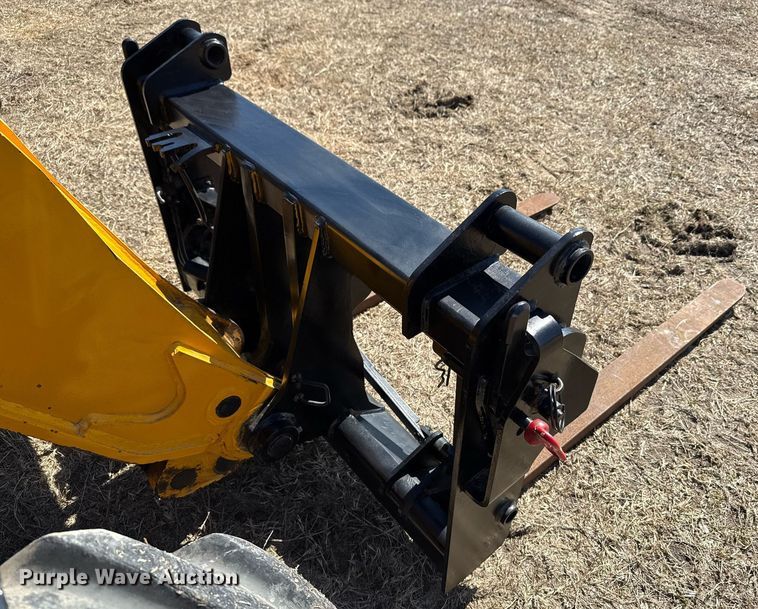 image for item DO2666 2014 JCB 527-58 AG telehandler