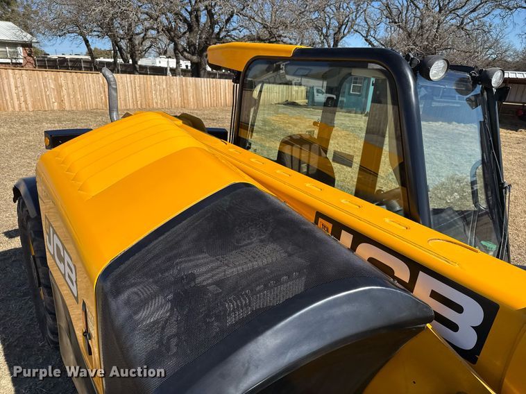 image for item DO2666 2014 JCB 527-58 AG telehandler