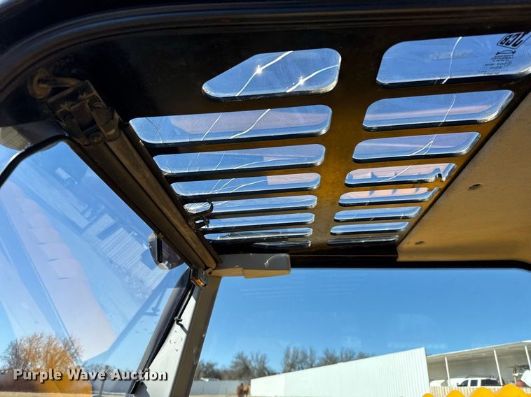 image for item DO2666 2014 JCB 527-58 AG telehandler