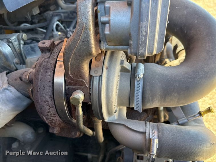 image for item DO2666 2014 JCB 527-58 AG telehandler