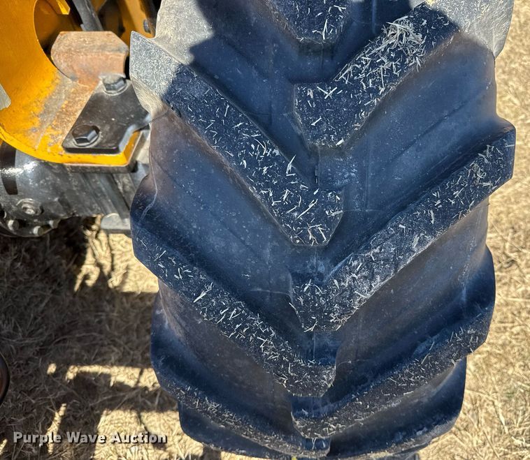 image for item DO2666 2014 JCB 527-58 AG telehandler