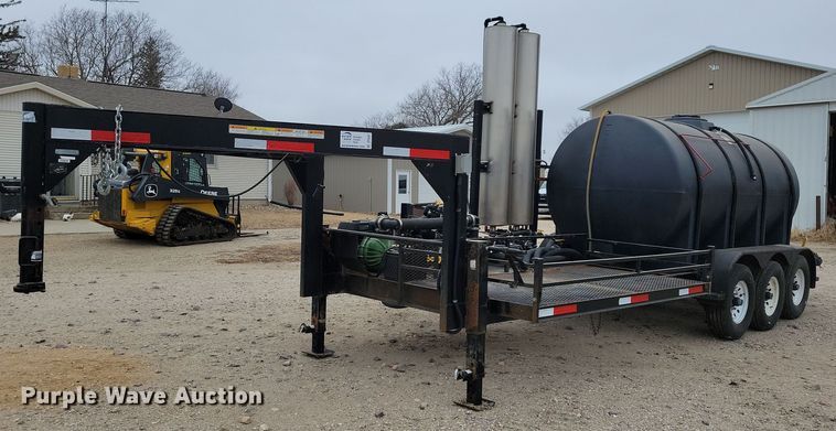 image for item DP5687 2014 JD Skiles Co. chemical mixing trailer