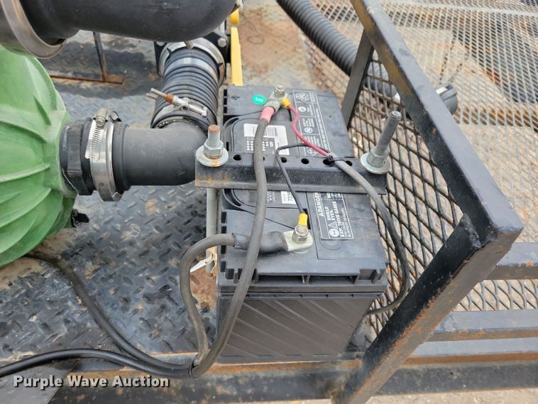 image for item DP5687 2014 JD Skiles Co. chemical mixing trailer