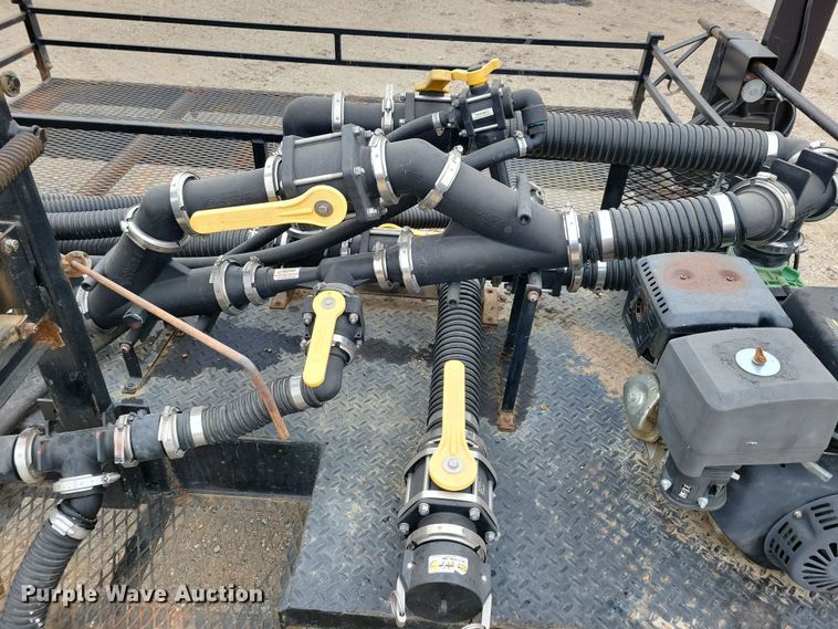 image for item DP5687 2014 JD Skiles Co. chemical mixing trailer