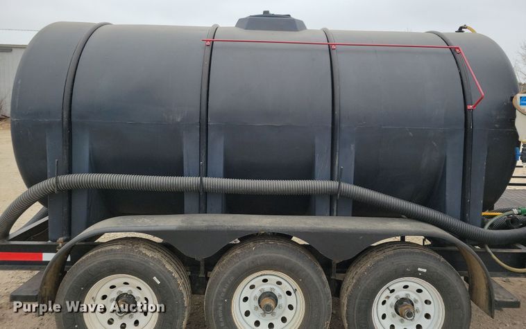 image for item DP5687 2014 JD Skiles Co. chemical mixing trailer