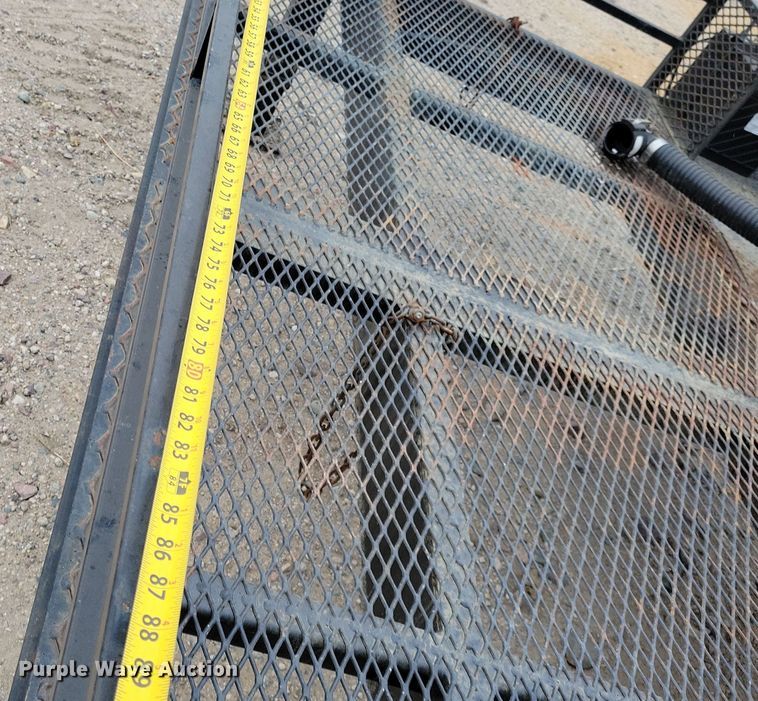 image for item DP5687 2014 JD Skiles Co. chemical mixing trailer