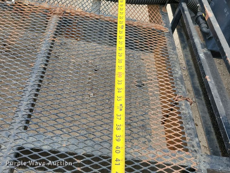 image for item DP5687 2014 JD Skiles Co. chemical mixing trailer