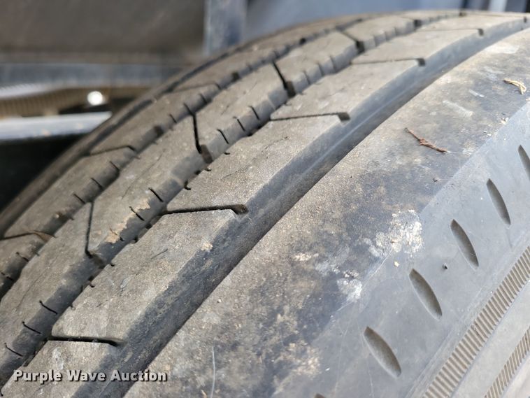 image for item DP5687 2014 JD Skiles Co. chemical mixing trailer