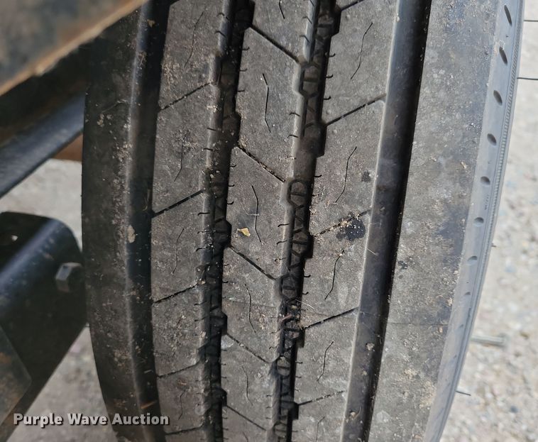 image for item DP5687 2014 JD Skiles Co. chemical mixing trailer