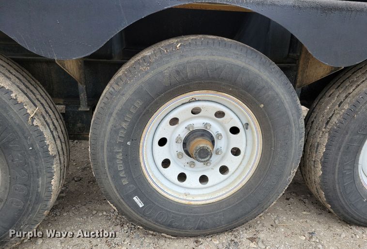 image for item DP5687 2014 JD Skiles Co. chemical mixing trailer