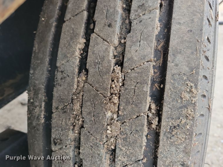 image for item DP5687 2014 JD Skiles Co. chemical mixing trailer