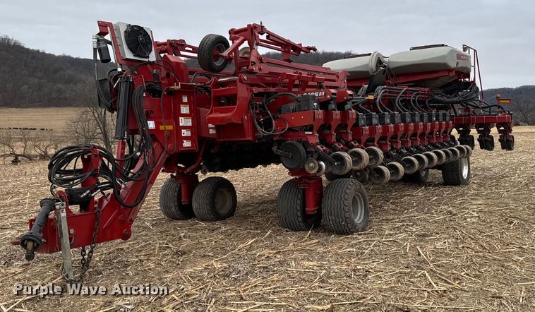 image for item DT0525 2011 Case IH Early Riser 1260 planter