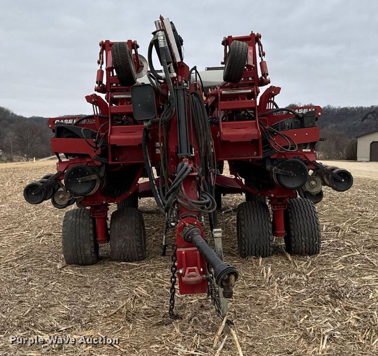 image for item DT0525 2011 Case IH Early Riser 1260 planter