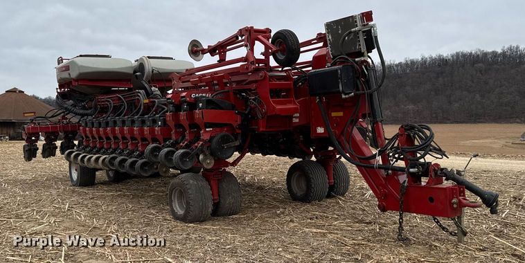 image for item DT0525 2011 Case IH Early Riser 1260 planter
