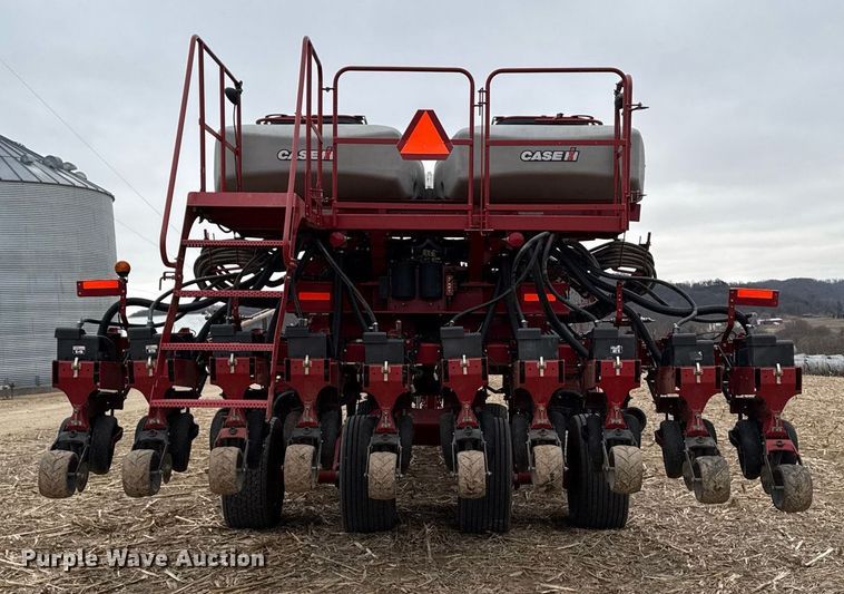image for item DT0525 2011 Case IH Early Riser 1260 planter