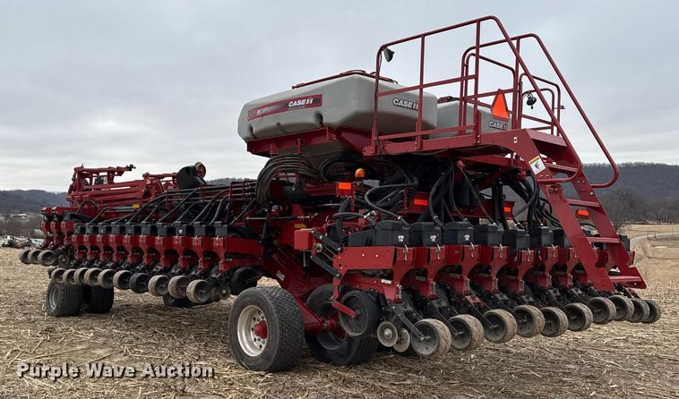 image for item DT0525 2011 Case IH Early Riser 1260 planter