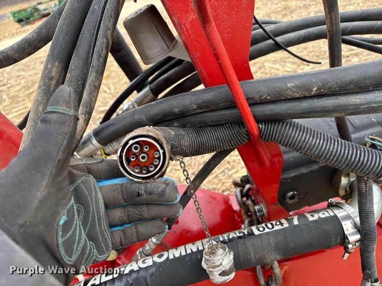 image for item DT0525 2011 Case IH Early Riser 1260 planter