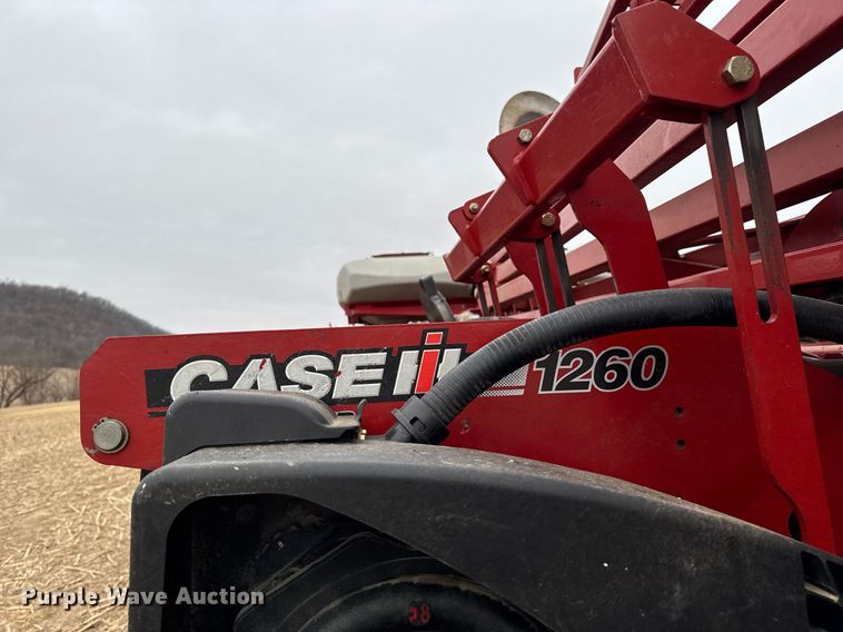 image for item DT0525 2011 Case IH Early Riser 1260 planter