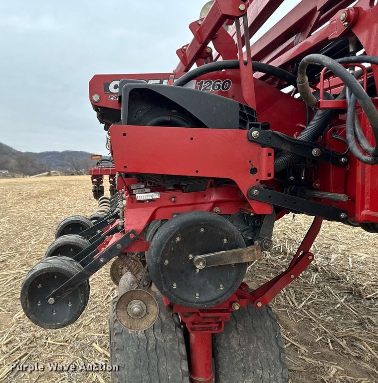 image for item DT0525 2011 Case IH Early Riser 1260 planter
