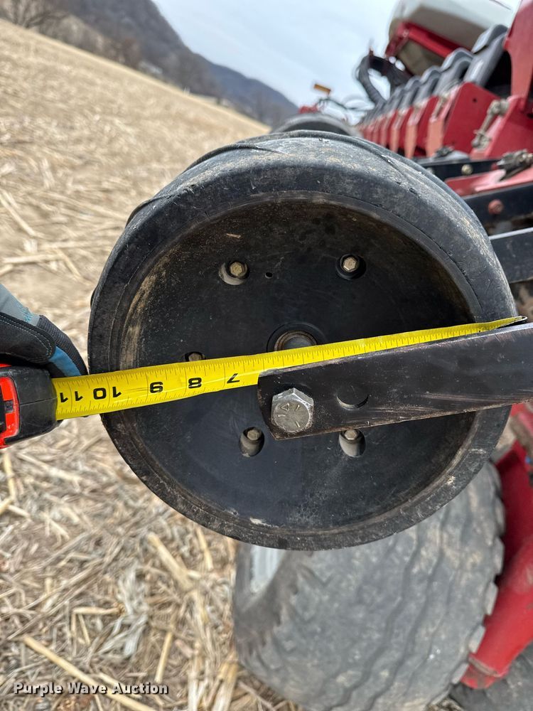 image for item DT0525 2011 Case IH Early Riser 1260 planter