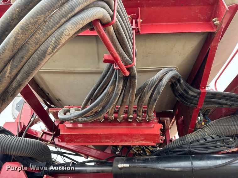 image for item DT0525 2011 Case IH Early Riser 1260 planter