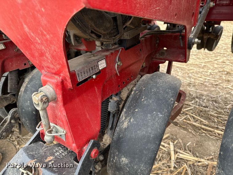 image for item DT0525 2011 Case IH Early Riser 1260 planter