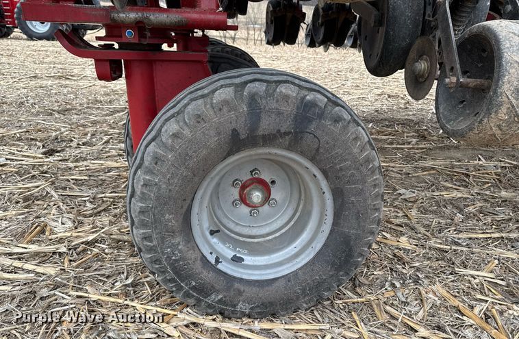 image for item DT0525 2011 Case IH Early Riser 1260 planter