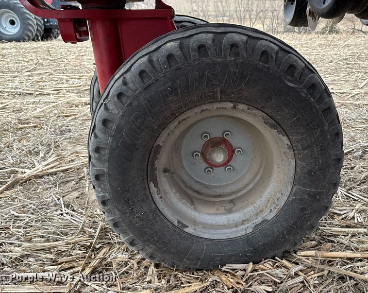 image for item DT0525 2011 Case IH Early Riser 1260 planter
