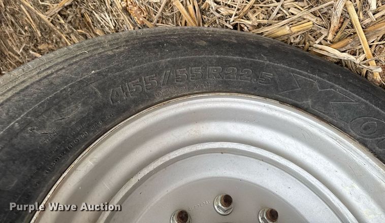 image for item DT0525 2011 Case IH Early Riser 1260 planter