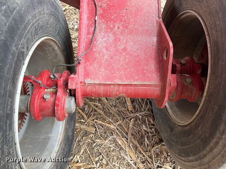 image for item DT0525 2011 Case IH Early Riser 1260 planter