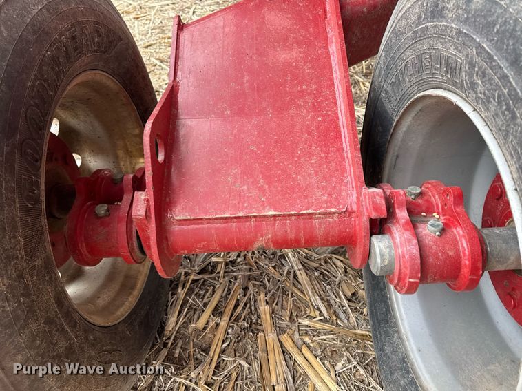 image for item DT0525 2011 Case IH Early Riser 1260 planter