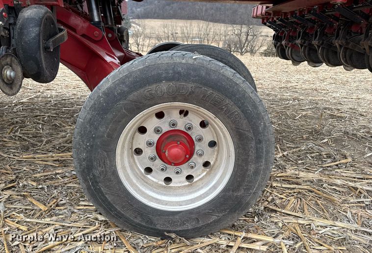 image for item DT0525 2011 Case IH Early Riser 1260 planter