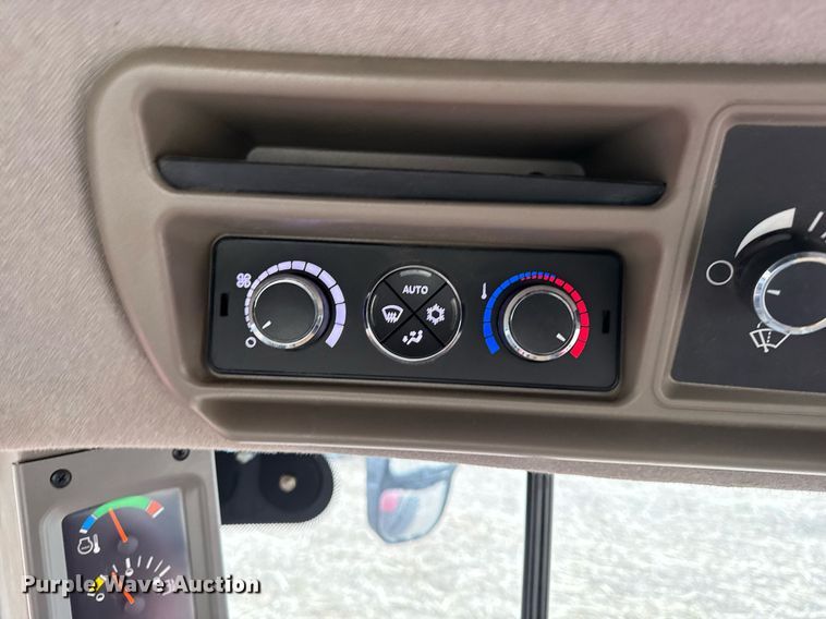 image for item DT0526 2018 Case IH Steiger 500 4WD tractor