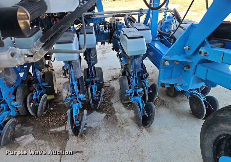 image for item DT7605 2014 Monosem NG Plus 4 twin row no-till planter