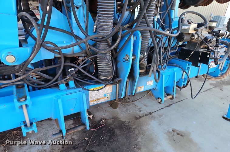 image for item DT7605 2014 Monosem NG Plus 4 twin row no-till planter