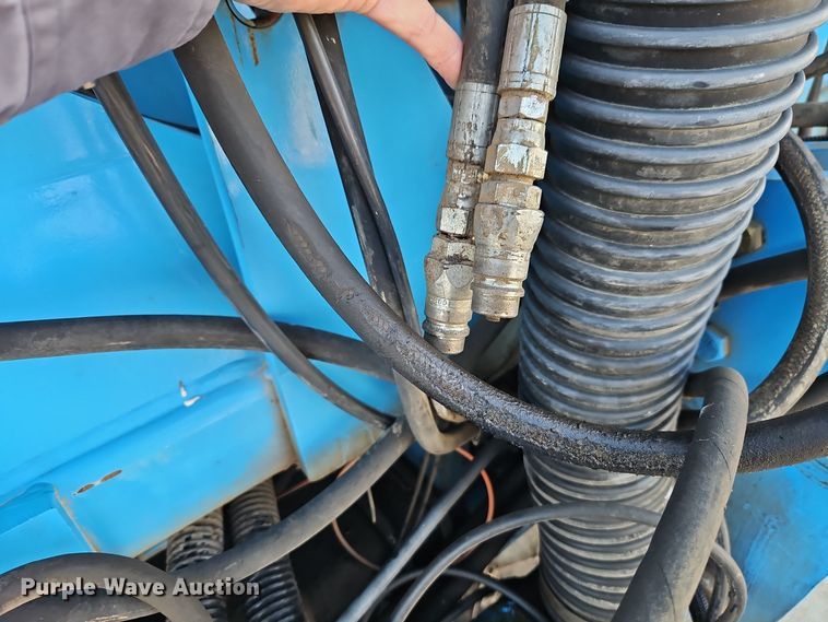 image for item DT7605 2014 Monosem NG Plus 4 twin row no-till planter