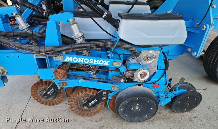 image for item DT7605 2014 Monosem NG Plus 4 twin row no-till planter