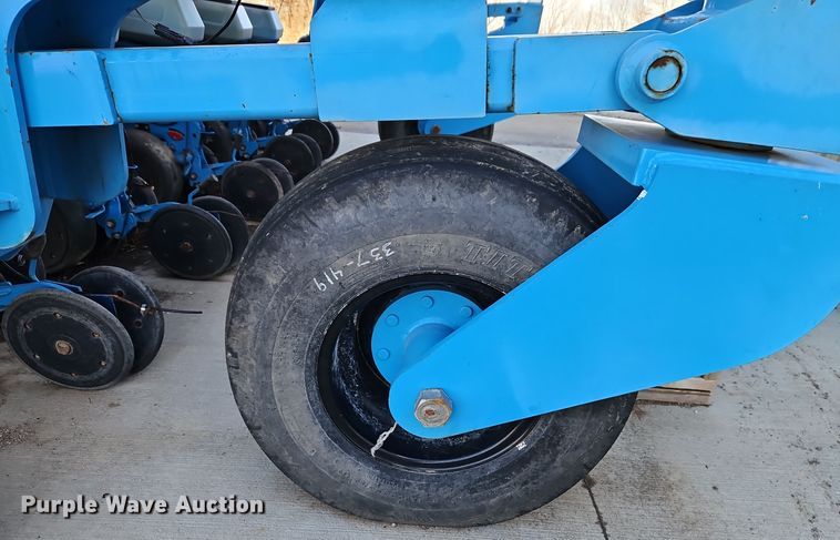 image for item DT7605 2014 Monosem NG Plus 4 twin row no-till planter