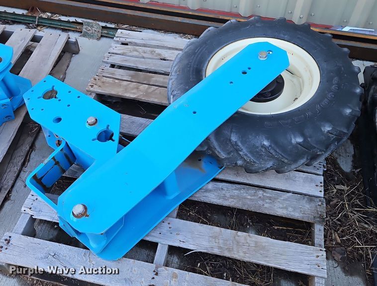 image for item DT7605 2014 Monosem NG Plus 4 twin row no-till planter