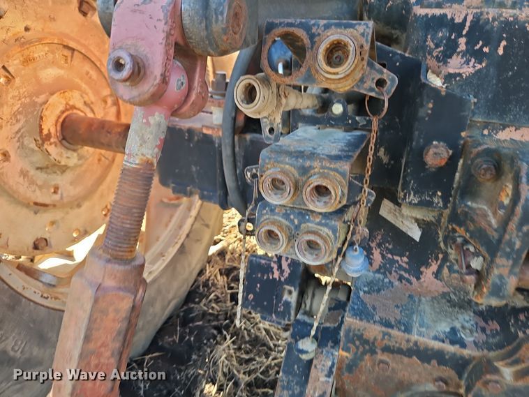 image for item DT7608 Allis Chalmers 7045 tractor