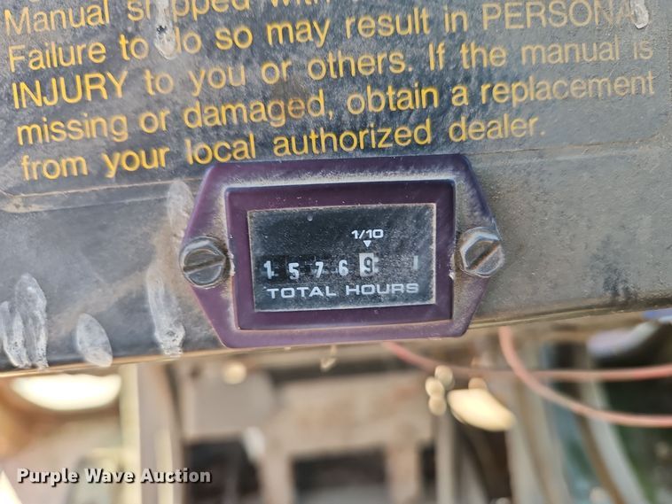 image for item DT7608 Allis Chalmers 7045 tractor