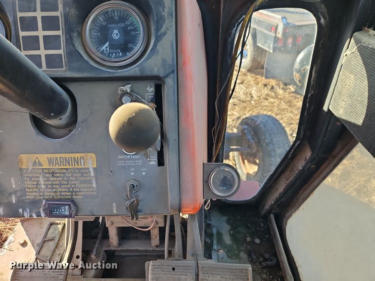 image for item DT7608 Allis Chalmers 7045 tractor