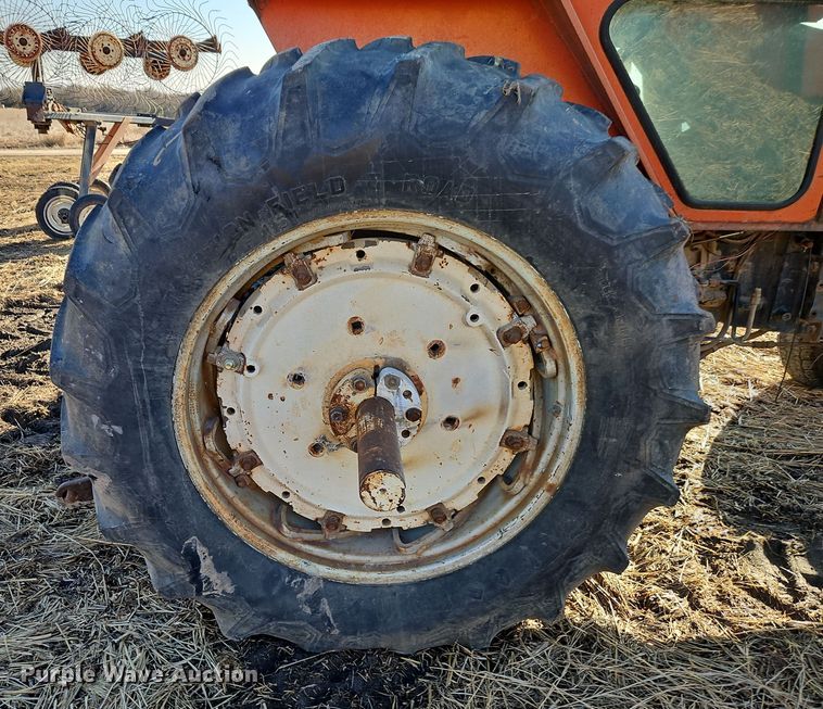 image for item DT7608 Allis Chalmers 7045 tractor