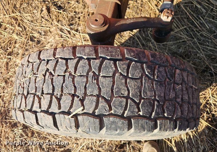 image for item DT7608 Allis Chalmers 7045 tractor