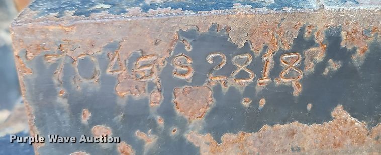 image for item DT7608 Allis Chalmers 7045 tractor